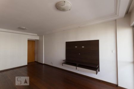 Sala de apartamento à venda com 3 quartos, 110m² em Jardim Goiás, Goiânia