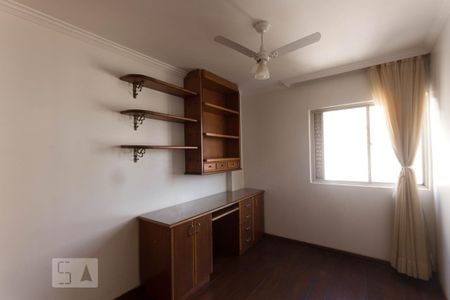 Quarto 1 de apartamento à venda com 3 quartos, 110m² em Jardim Goiás, Goiânia