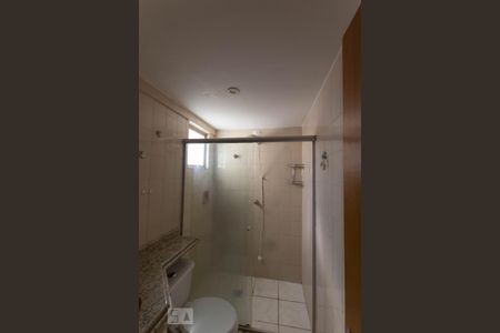 Banheiro de apartamento à venda com 3 quartos, 110m² em Jardim Goiás, Goiânia
