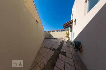 Casa de condomínio para alugar com 90m², 2 quartos e 3 vagasÁrea Externa