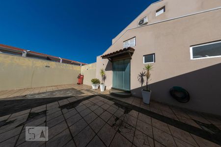 Casa de condomínio para alugar com 90m², 2 quartos e 3 vagasÁrea Externa