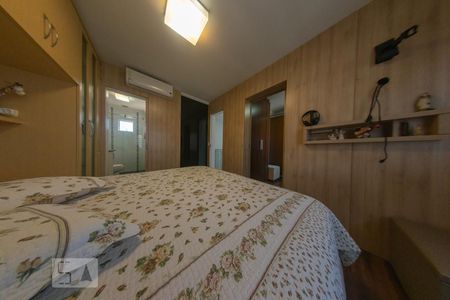 Suíte de casa de condomínio para alugar com 2 quartos, 90m² em Cajuru, Curitiba