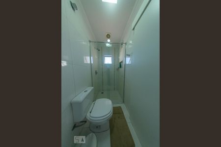 Casa de condomínio para alugar com 90m², 2 quartos e 3 vagasBanheiro