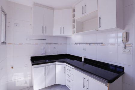 Cozinha de apartamento para alugar com 1 quarto, 51m² em Vila Anglo Brasileira, São Paulo