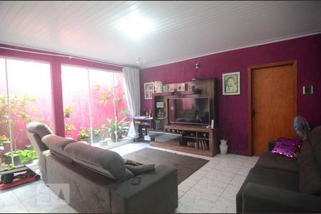 Sala de casa à venda com 3 quartos, 200m² em Guajuviras, Canoas