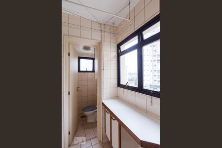 Apartamento para alugar com 93m², 3 quartos e 1 vagaÁrea de serviço