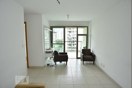 Sala de apartamento para alugar com 3 quartos, 72m² em Jacarepaguá, Rio de Janeiro
