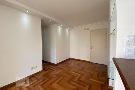 Sala de apartamento para alugar com 1 quarto, 40m² em Super Quadra Morumbi, São Paulo