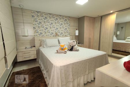 Apartamento à venda com 217m², 2 quartos e 2 vagasQuarto 2 suíte