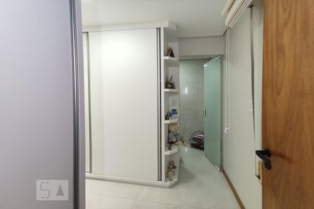 Apartamento à venda com 217m², 2 quartos e 2 vagasCloset do Quarto 2 suíte