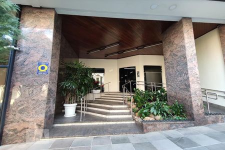 Apartamento à venda com 217m², 2 quartos e 2 vagasFachada