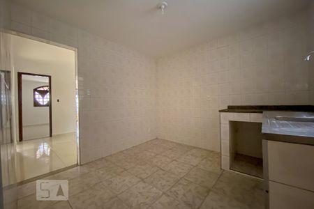 Casa para alugar com 100m², 2 quartos e 1 vaga Casa para alugar com 100m², 2 quartos e 1 vagaCozinha