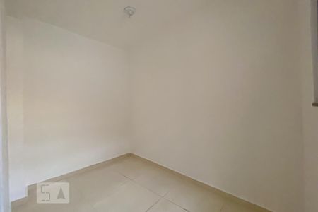 Casa para alugar com 100m², 2 quartos e 1 vaga Casa para alugar com 100m², 2 quartos e 1 vagaSala de Jantar