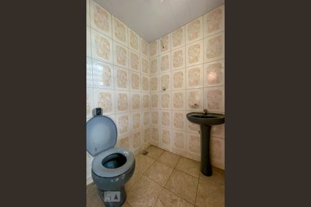 Casa para alugar com 100m², 2 quartos e 1 vaga Casa para alugar com 100m², 2 quartos e 1 vagaBanheiro do Terraço