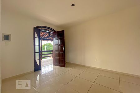 Sala de casa para alugar com 2 quartos, 100m² em Irajá, Rio de Janeiro