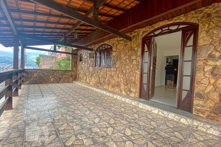 Varanda da Sala de casa para alugar com 2 quartos, 100m² em Irajá, Rio de Janeiro