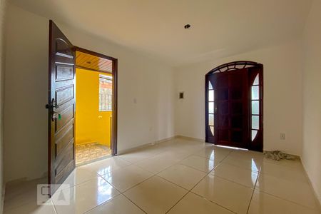 Sala de casa para alugar com 2 quartos, 100m² em Irajá, Rio de Janeiro