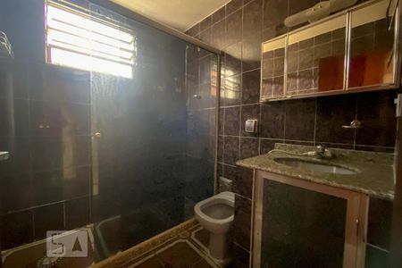 Casa para alugar com 100m², 2 quartos e 1 vaga Casa para alugar com 100m², 2 quartos e 1 vagaBanheiro