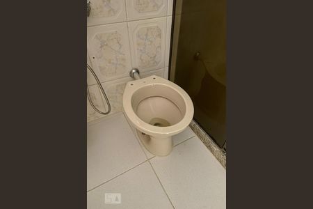 Casa para alugar com 100m², 2 quartos e 1 vaga Casa para alugar com 100m², 2 quartos e 1 vagaBanheiro da Suíte