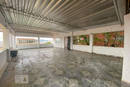 Casa para alugar com 100m², 2 quartos e 1 vaga Casa para alugar com 100m², 2 quartos e 1 vagaTerraço