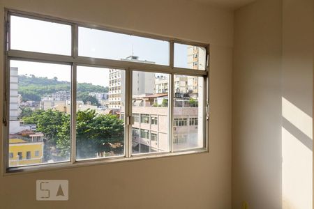 Quarto 2 de apartamento para alugar com 2 quartos, 72m² em Vila Isabel, Rio de Janeiro