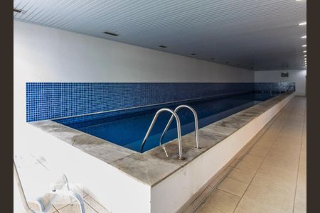 Casa para alugar com 48m², 1 quarto e 1 vaga Casa para alugar com 48m², 1 quarto e 1 vagaÁrea Comum - Piscina