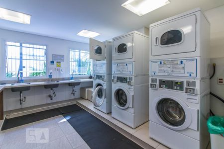 Casa para alugar com 48m², 1 quarto e 1 vaga Casa para alugar com 48m², 1 quarto e 1 vagaÁrea Comum - Lavanderia
