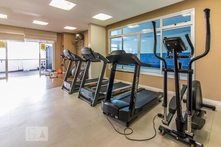 Casa para alugar com 48m², 1 quarto e 1 vaga Casa para alugar com 48m², 1 quarto e 1 vagaÁrea Comum - Academia