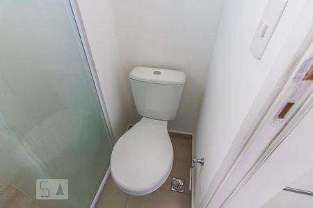 Casa para alugar com 48m², 1 quarto e 1 vaga Casa para alugar com 48m², 1 quarto e 1 vagaBanheiro