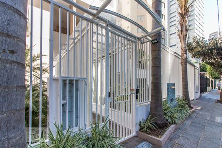 Casa para alugar com 48m², 1 quarto e 1 vaga Casa para alugar com 48m², 1 quarto e 1 vagaFachada