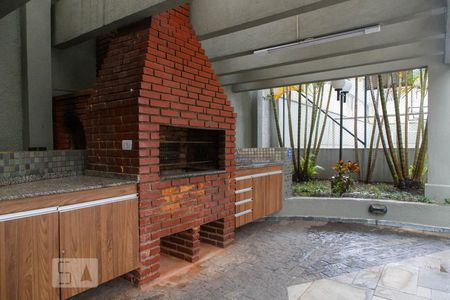 Apartamento à venda com 84m², 3 quartos e 2 vagasChurrasqueira