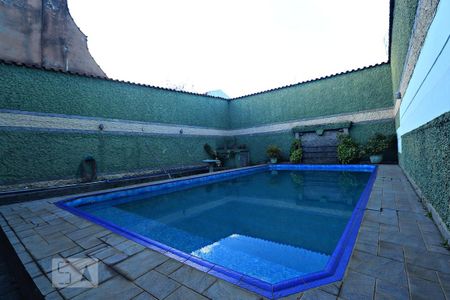 Casa para alugar com 400m², 3 quartos e 5 vagasPiscina