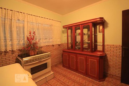 Casa para alugar com 400m², 3 quartos e 5 vagasDespensa