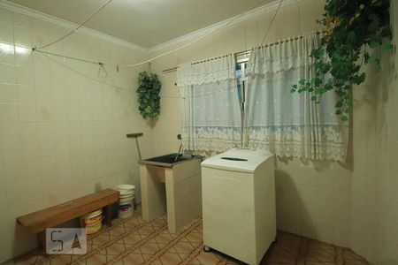 Casa para alugar com 400m², 3 quartos e 5 vagasLavanderia