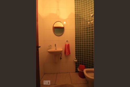 Casa para alugar com 400m², 3 quartos e 5 vagasLavabo