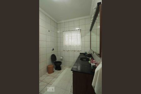 Casa para alugar com 400m², 3 quartos e 5 vagasBanheiro da Suíte 2