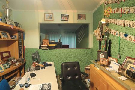 Casa para alugar com 400m², 3 quartos e 5 vagasEscritório