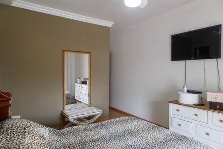 Casa à venda com 202m², 3 quartos e 3 vagasQuarto Suíte