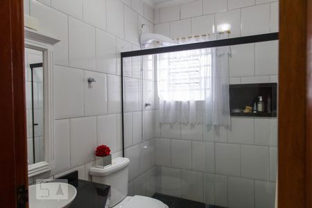 Casa à venda com 202m², 3 quartos e 3 vagasBanheiro