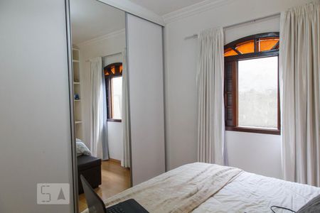 Casa à venda com 202m², 3 quartos e 3 vagasQuarto 2