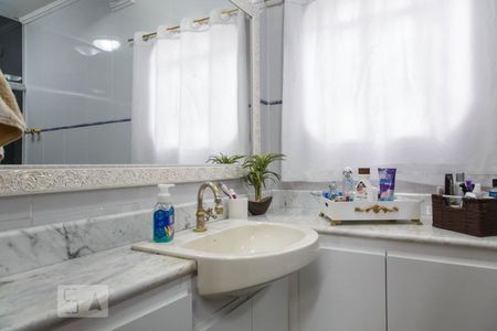 Casa à venda com 202m², 3 quartos e 3 vagasBanheiro Suíte