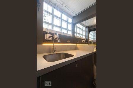 Apartamento à venda com 90m², 3 quartos e 1 vagaÁrea de Serviço