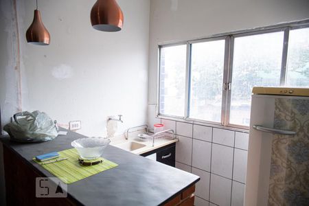 Cozinha de kitnet/studio para alugar com 1 quarto, 25m² em Jardim Japão, São Paulo