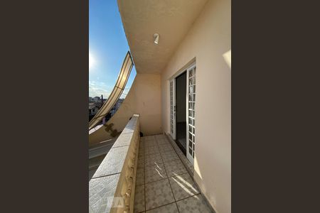 Casa para alugar com 90m², 2 quartos e sem vagaVaranda