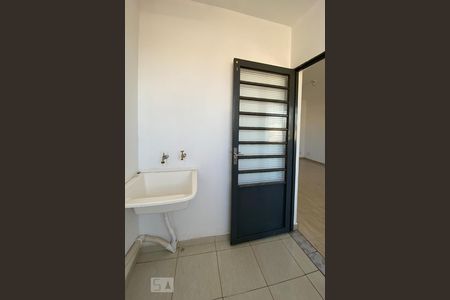 Casa para alugar com 90m², 2 quartos e sem vagaLavanderia