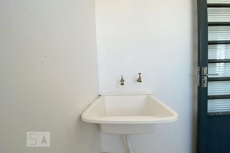 Casa para alugar com 90m², 2 quartos e sem vagaLavanderia