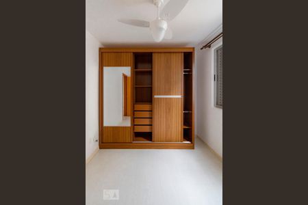 Apartamento à venda com 100m², 3 quartos e 2 vagasQuarto