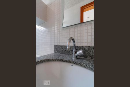 Apartamento à venda com 100m², 3 quartos e 2 vagasBanheiro