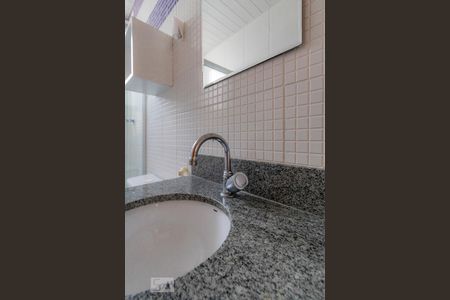 Apartamento à venda com 100m², 3 quartos e 2 vagasBanheiro
