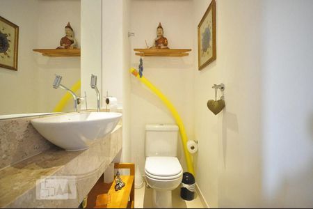lavabo de kitnet/studio para alugar com 1 quarto, 50m² em Jardim Leonor, São Paulo